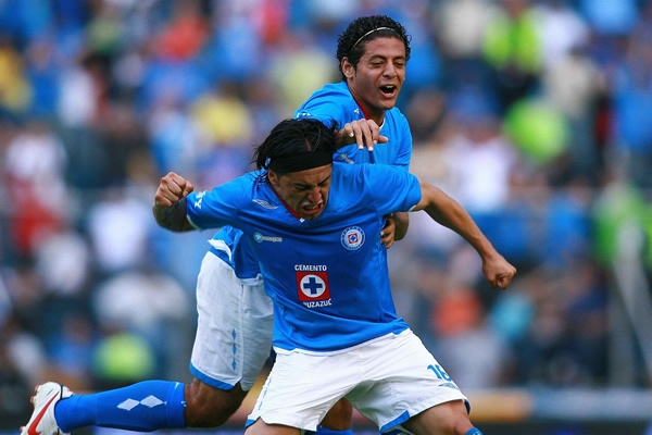 Rogelio Chávez disparó a la derecha de Ochoa