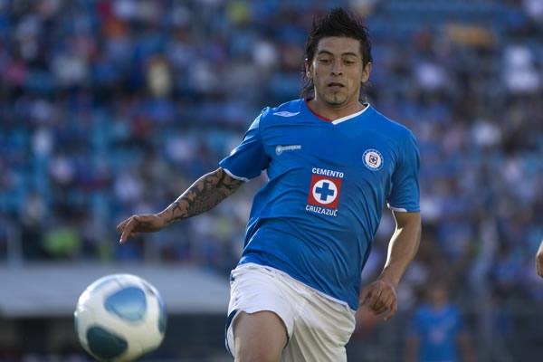 Rogelio Chávez tuvo varias opciones de gol