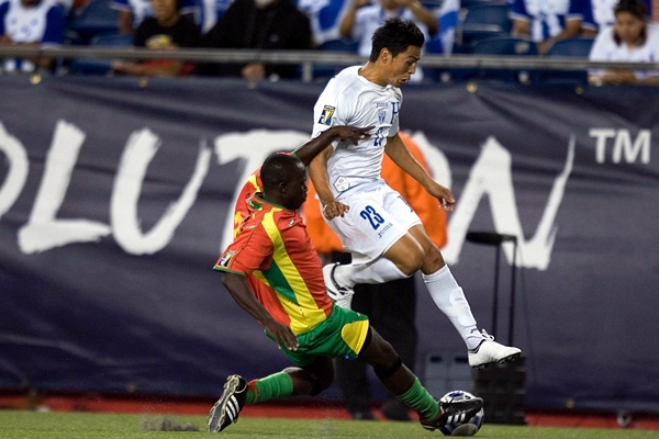 Roger Espinoza3