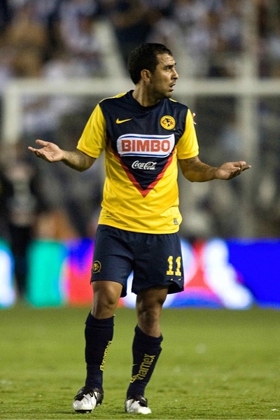Rolfi Montenegro dejó con 10 a su equipo