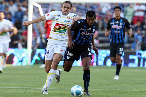 Romero jugó al filo de la navaja y se fue expulsado