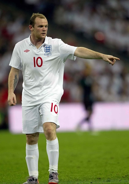 Rooney puso a raya a los mexicanos