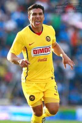 Salvador Cabañas llegó a 7 goles en el torneo.