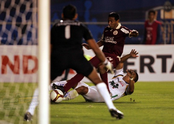 San Luis no corrió con la suerte, tampoco con la contundencia.