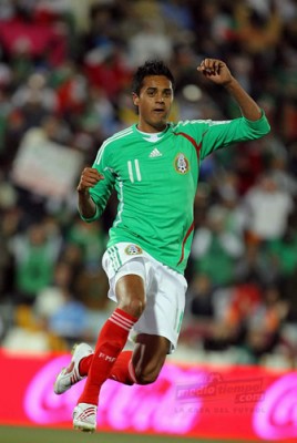 Santana anotó el cuarto gol por la vía del penal.