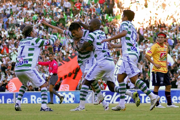 Santos está acostumbrado a remontar después de sufrir.
