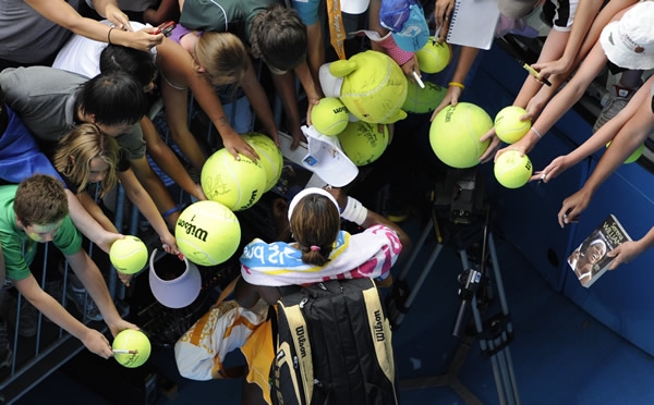 Serena Fans
