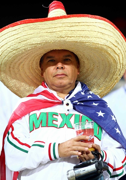 Siempre hay un mexicano en la tribuna