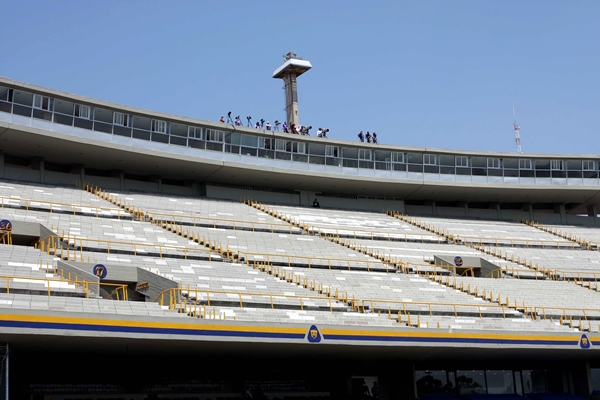 Sólo una epidemia podría tener al Estadio de CU vacío.