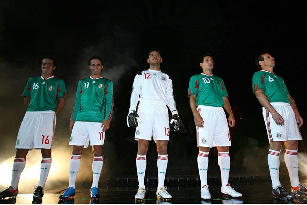 También se presentó el jersey de portero