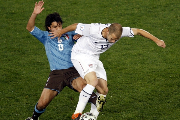 También usan la fuerza ante Gattuso.