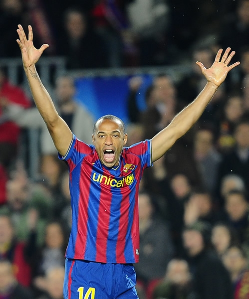 Thierry Henry celebra el gol de Messi
