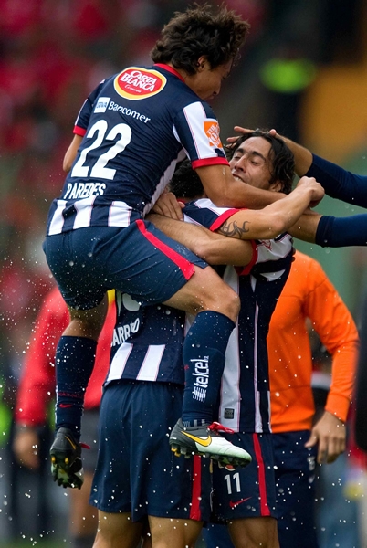 Todos festejaron el gol de la sentencia.