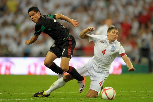 Todos los balones se pelearon con fuerza