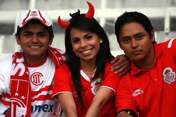 Toluca tuvo apoyo en las gradas