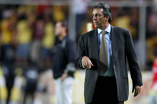 Tomás Boy logró su primera victoria al frente del Morelia.