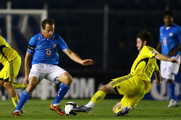 Torrado comandando la defensa azul