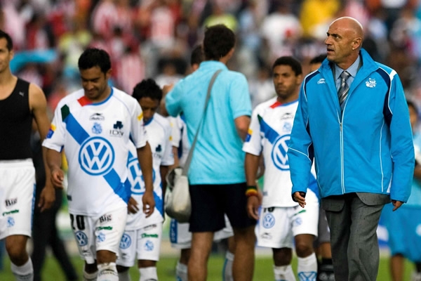 Trifulca en el Puebla-Chivas