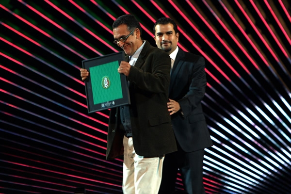 Trino recibió un merecido homenaje