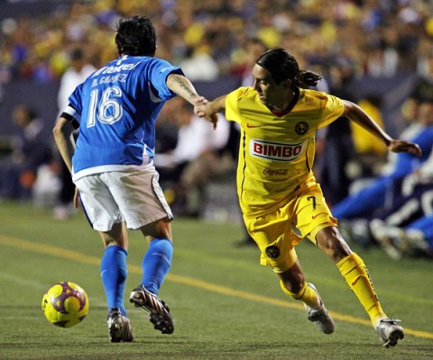 Un Clásico Joven más que pierde el Cruz Azul.