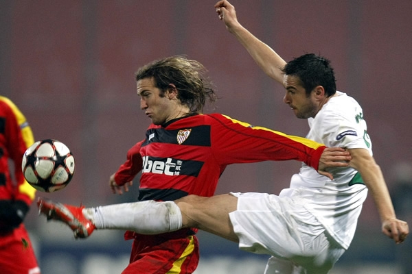 Unirea-Sevilla 9
