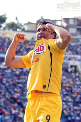 Uno de los mejores jugadores del continente: Salvador Cabañas.