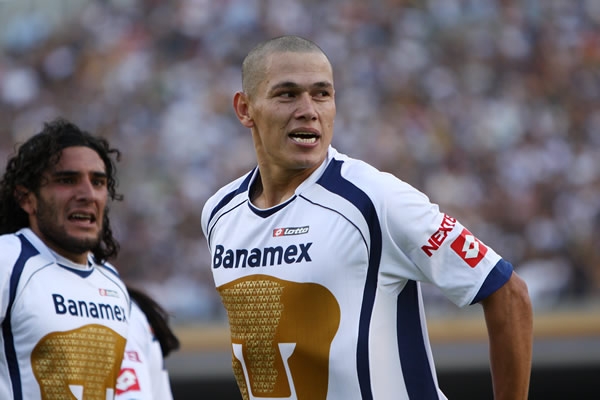Verón la pieza clave para Pumas