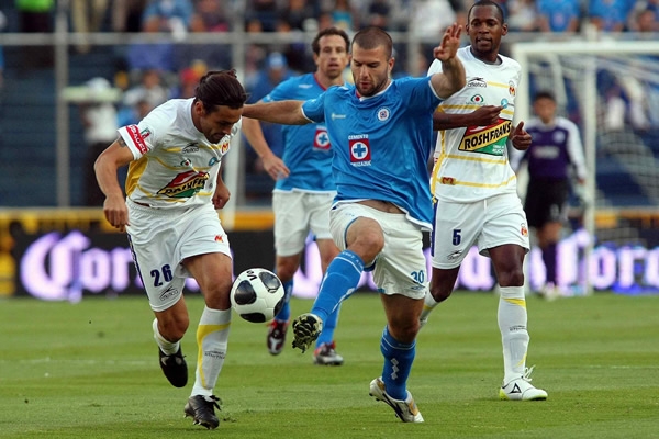 Villa buscando mantener la ventaja