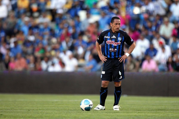 Villa en su nueva etapa con Gallos Blancos