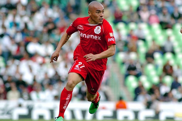 Vladimir Marín, dorsal 27 de Toluca