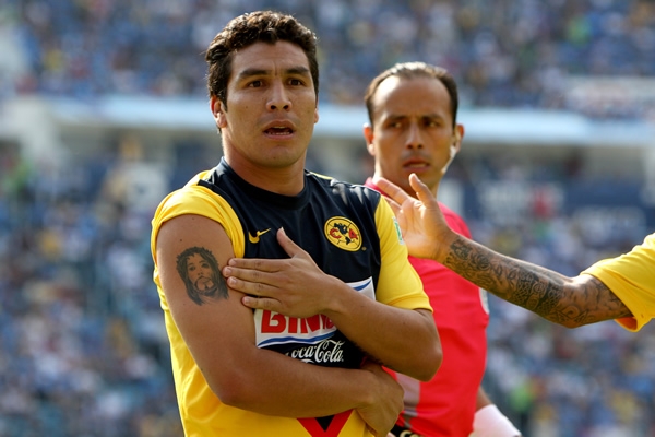 Ya son 14 los goles que Cabañas le ha marcado a Cruz Azul