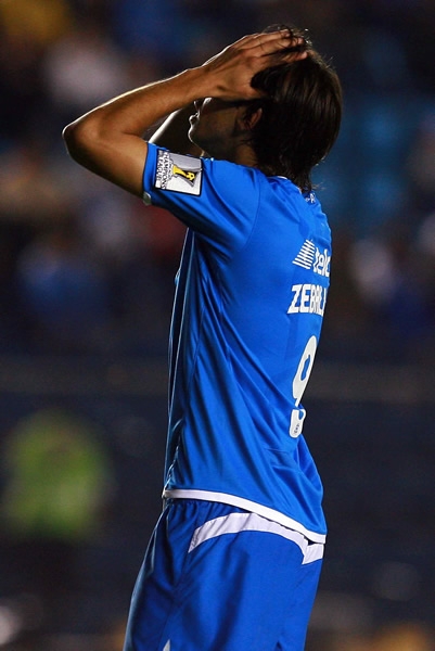 Zeballos se lamenta tras no poder concretar