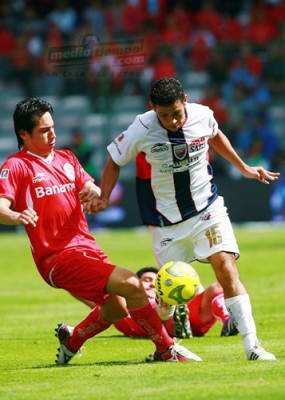 Ambos equipos lucieron bien en el inicio del torneo.