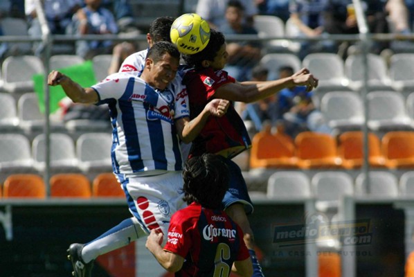 Blas Pérez ingresó de cambio al minuto 67 por Víctor Mañón.