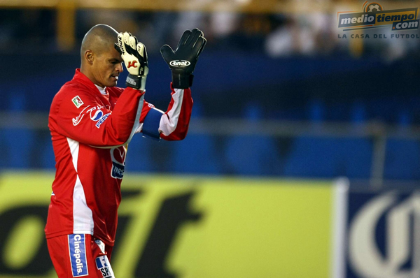 Buen partido de Miguel Calero.