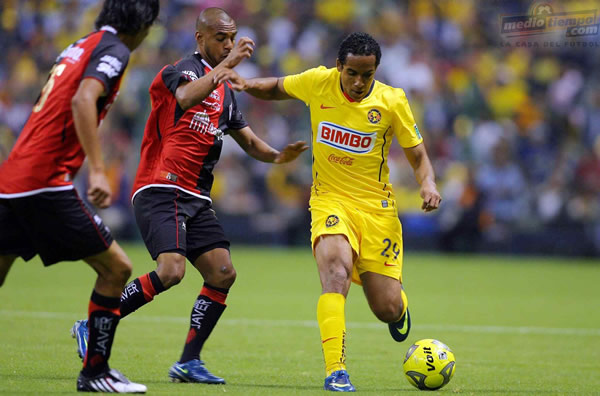 Buen partido nos brindaron Águilas y Zorros.