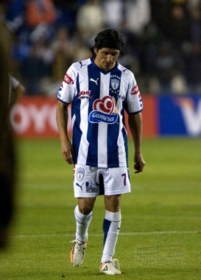 Damián Álvarez, desconsolado por su expulsión y la eliminación tuza.