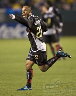 Edgar Pacheco gritó eufórico su gol.