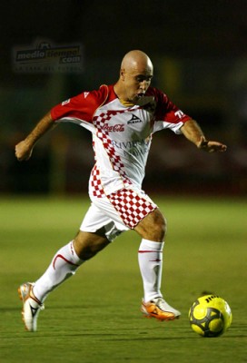 El ';Pony'; luchando como siempre.