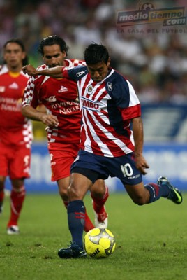 El ';Venado'; Medina se prepara para disparar.