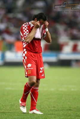 Juan Carlos Leaño lamenta la derrota.