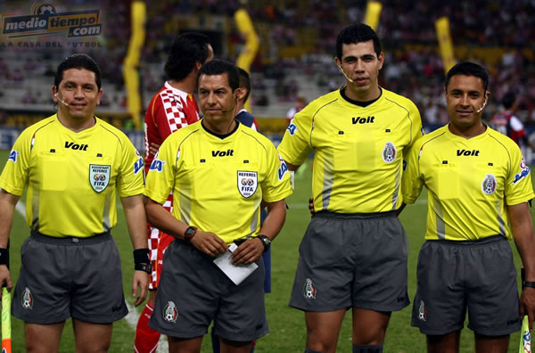 Julio Escobar, Alejandro Ayala, Víctor Calderón y Armando Archundia .