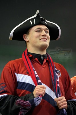 La afición local tambien hizo acto de presencia.