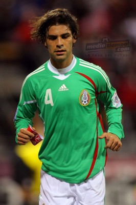 Ladura falta del capitán mexicano fue indiscutible y se tuvo que ir.