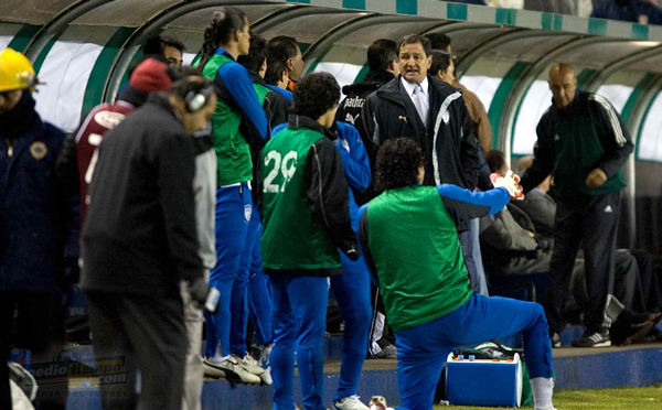 Meza se mostró desconsolado al ver que Pachuca nopudo llegar a la Copa Libertadores.