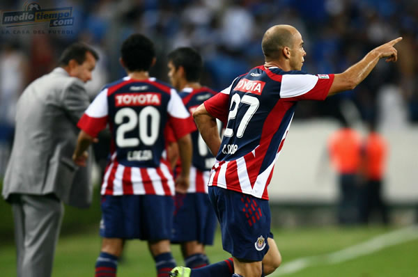 Gran noche de Carlos Ochoa, que se ganó al público rojiblanco.