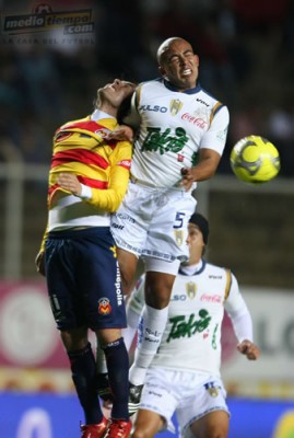 Partido muy disputado entre Monarcas y San Luis.