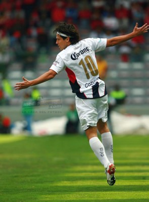 Pereyra madrugó a Cristante en un tiro libre.