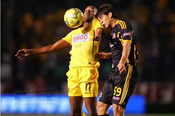 Robert De Pinho selló la cuenta azulcrema con su gol al minuto 65.