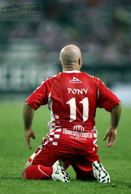 Rodrigo Ruiz ingresó al 31'; pero poco pudo hacer.